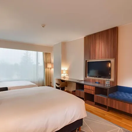 Doubletree By Hilton - Plaza 4*